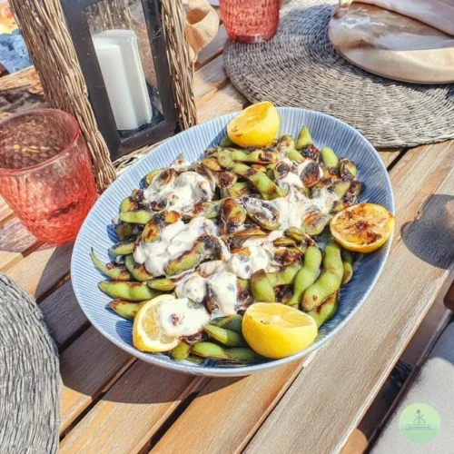 Edamame grillé au sel et citron, une collation délicieuse et saine