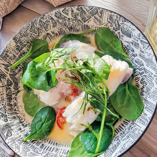 Filets de Cabillaud Vapeur aux Épinards et Citron Vert
