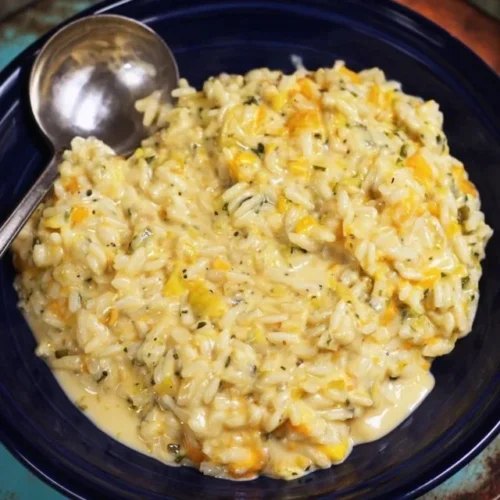 Riz crémeux au fromage, plat savoureux et réconfortant
