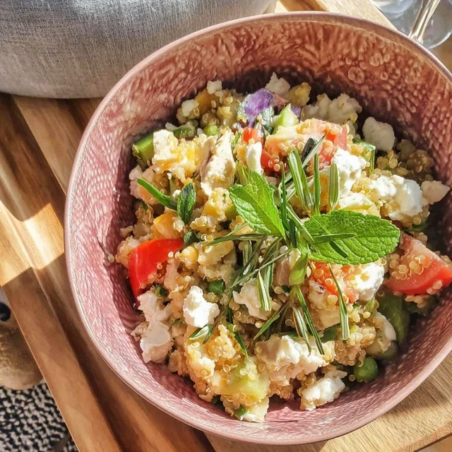 Salade de quinoa petits pois, feta et menthe