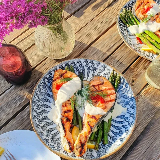 Comment préparer un saumon grillé aux asperges