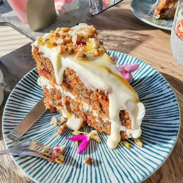 Gâteau aux Carottes et Glaçage au Fromage à la Crème