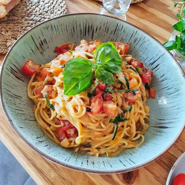 Pâtes au Pomodoro Fresco et Basilic