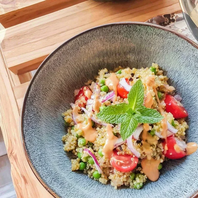 Salade de Quinoa aux Petits Pois et Menthe