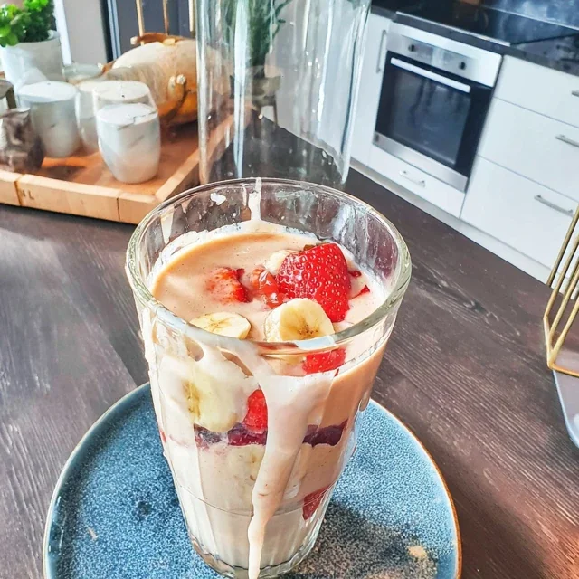 Smoothie Fraise, Banane et Lait d'Avoine