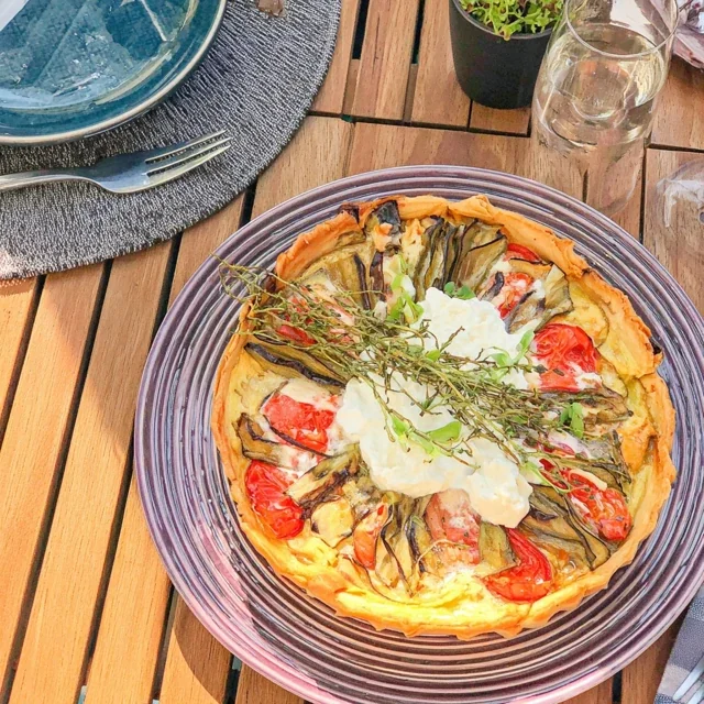Tarte aux Légumes Grillés et Fromage de Chèvre