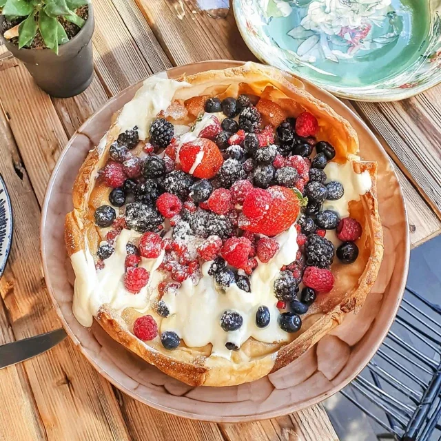 Tarte Nordique aux Baies et Crème Fraîche