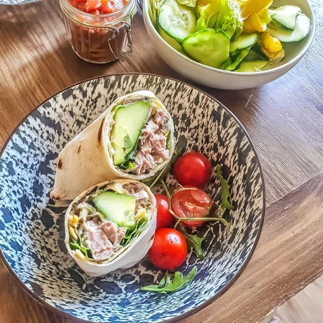 Wrap au Thon, Avocat et Concombre